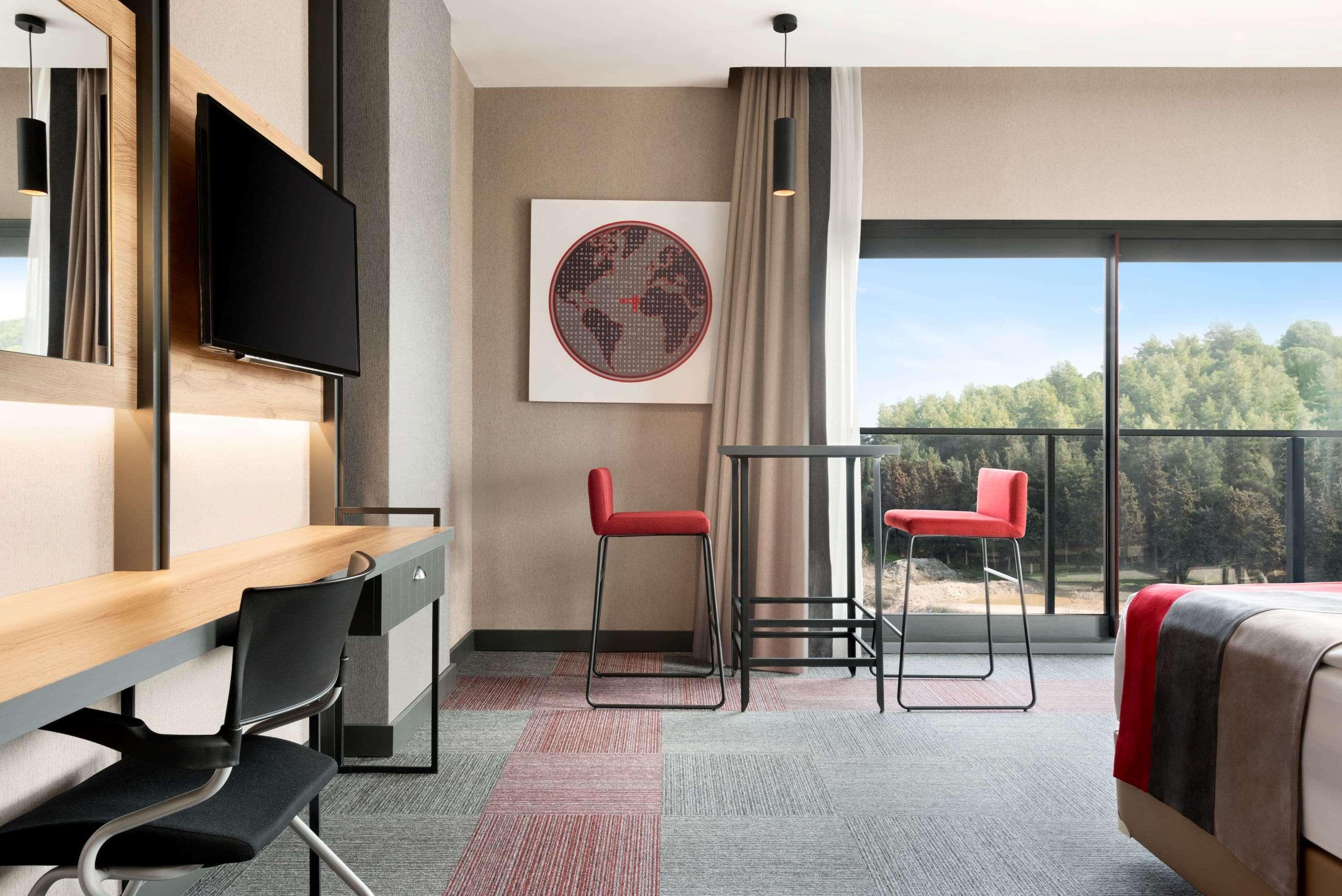 Ramada By Wyndham Tire Hotel Екстериор снимка