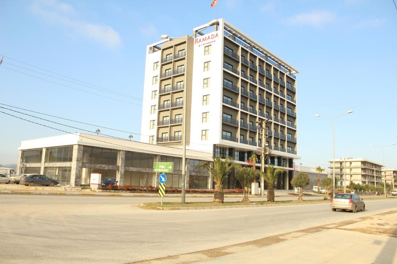 Ramada By Wyndham Tire Hotel Екстериор снимка