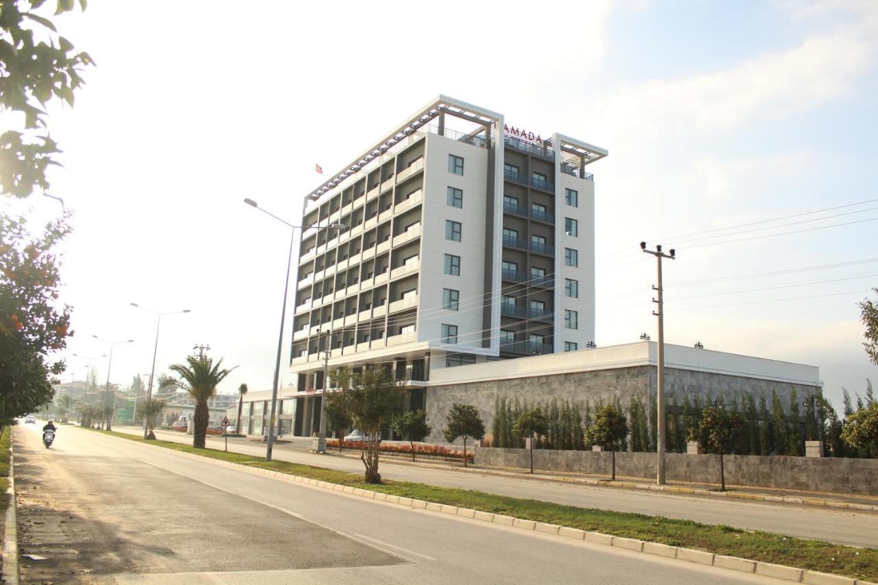 Ramada By Wyndham Tire Hotel Екстериор снимка